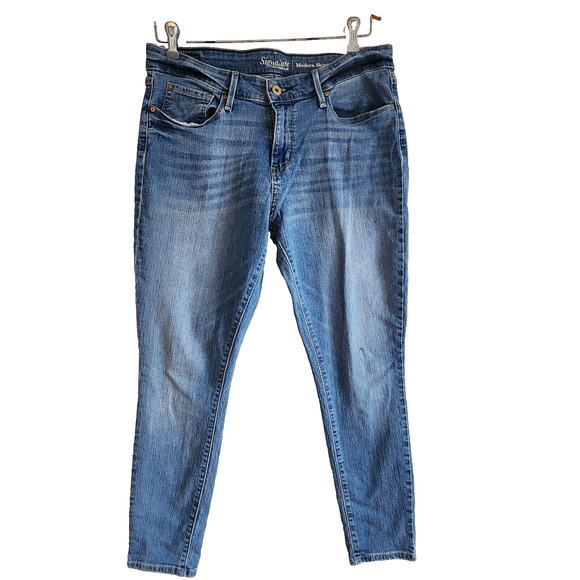 LEVI SIGNATURE Light Blue Soft Denim Skinny Leg Jeans Size 32- 30 - Picture 1 of 6